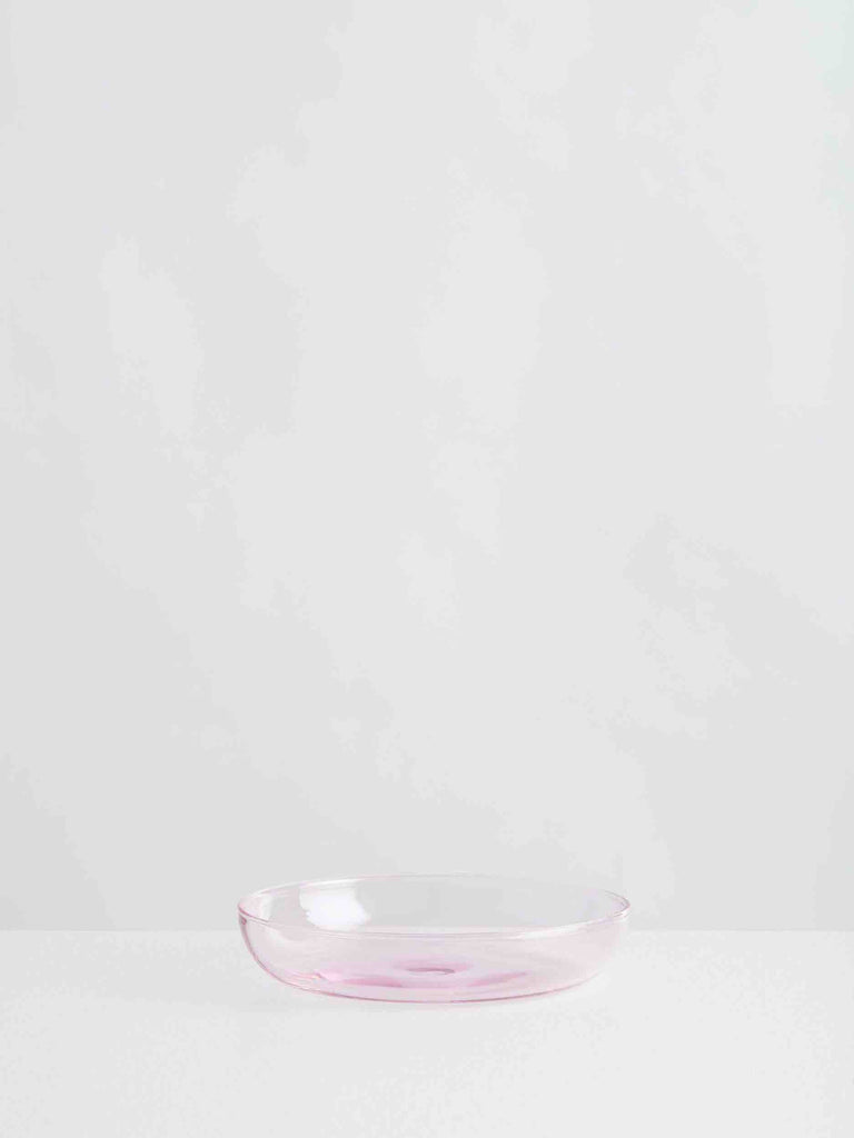 Maison_Balzac_2_Glass_Plates_Pink