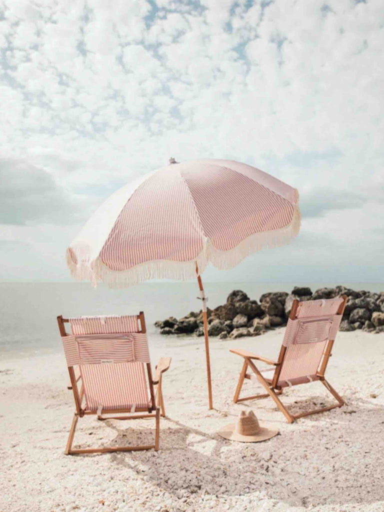 Business_And_Pleasure_The_Premium_Beach_Umbrella_Lauren's_Pink_Stripe
