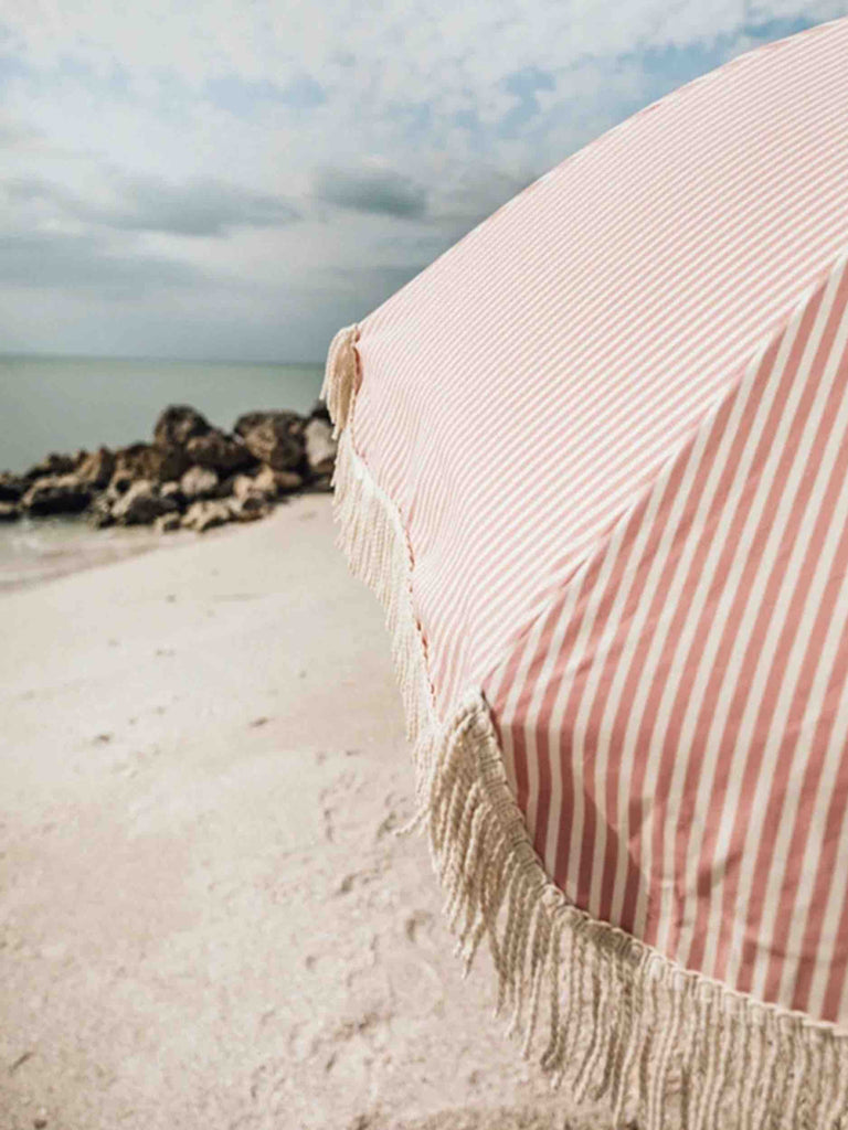 Business_And_Pleasure_The_Premium_Beach_Umbrella_Lauren's_Pink_Stripe